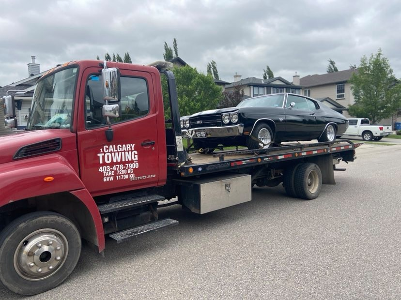 Towing Service by the Calgary Towing